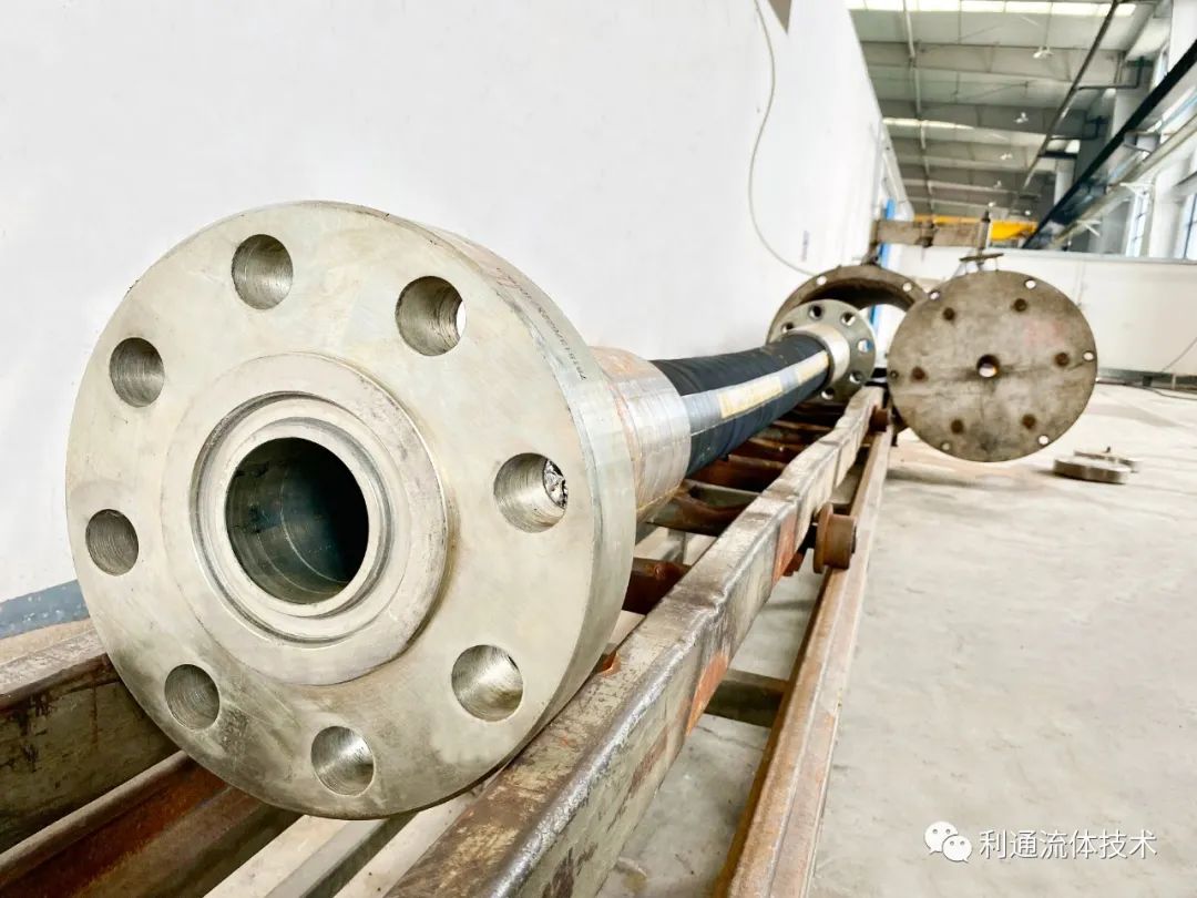 PTFE軟管：耐腐蝕性能如何重塑工業(yè)流體傳輸標(biāo)準(zhǔn)？